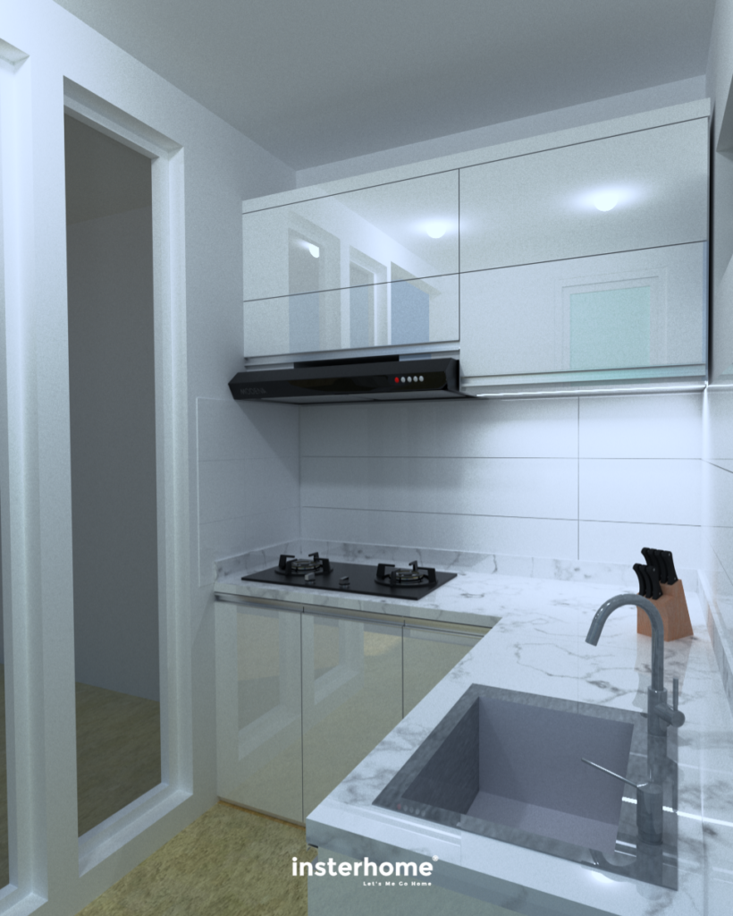 Desain dapur putih glossy Ibu Martha yang elegan dan tampak luas memantulkan cahaya.